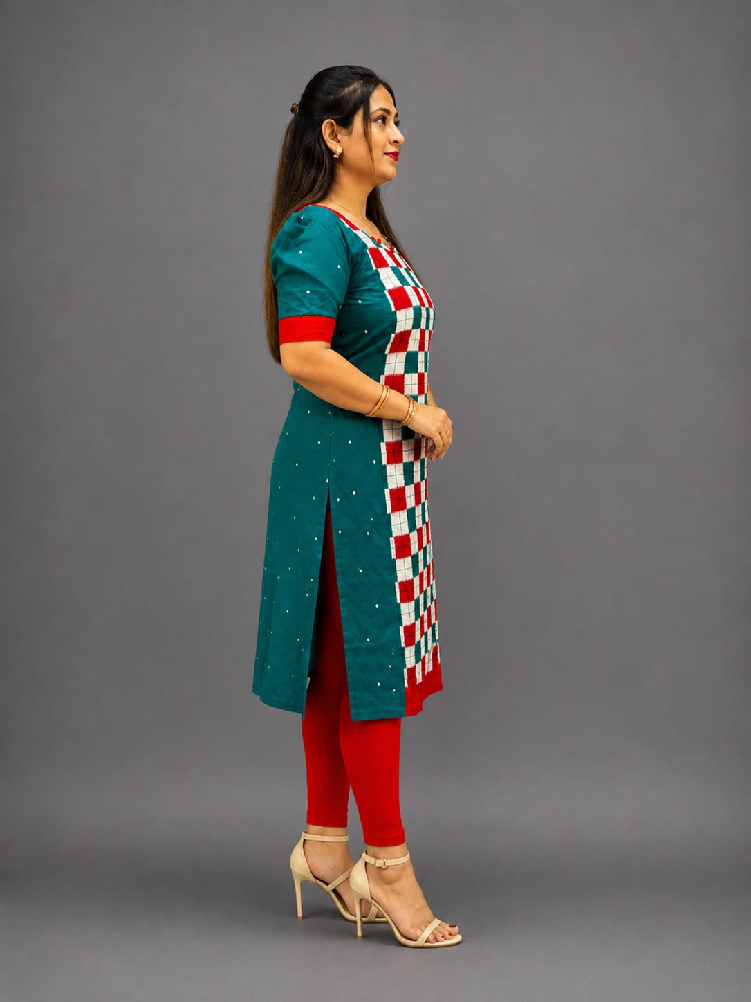Trendy Sambalpuri Cotton Kurti for Women – Green & Red Checked Ethnic Wear