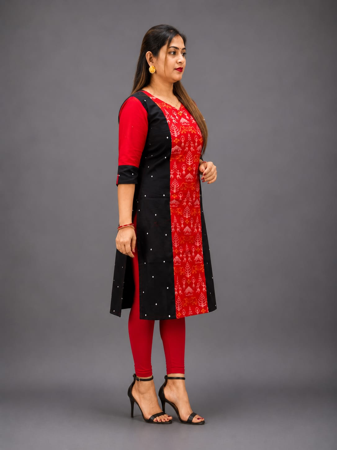 Elegant Red & Black Sambalpuri Cotton Kurti for Women – Traditional Ethnic Wear